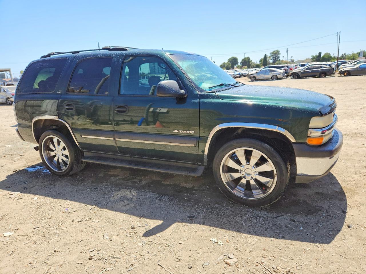 2002 Chevrolet Tahoe C1500 Green vin: 1GNEC13V82R222219