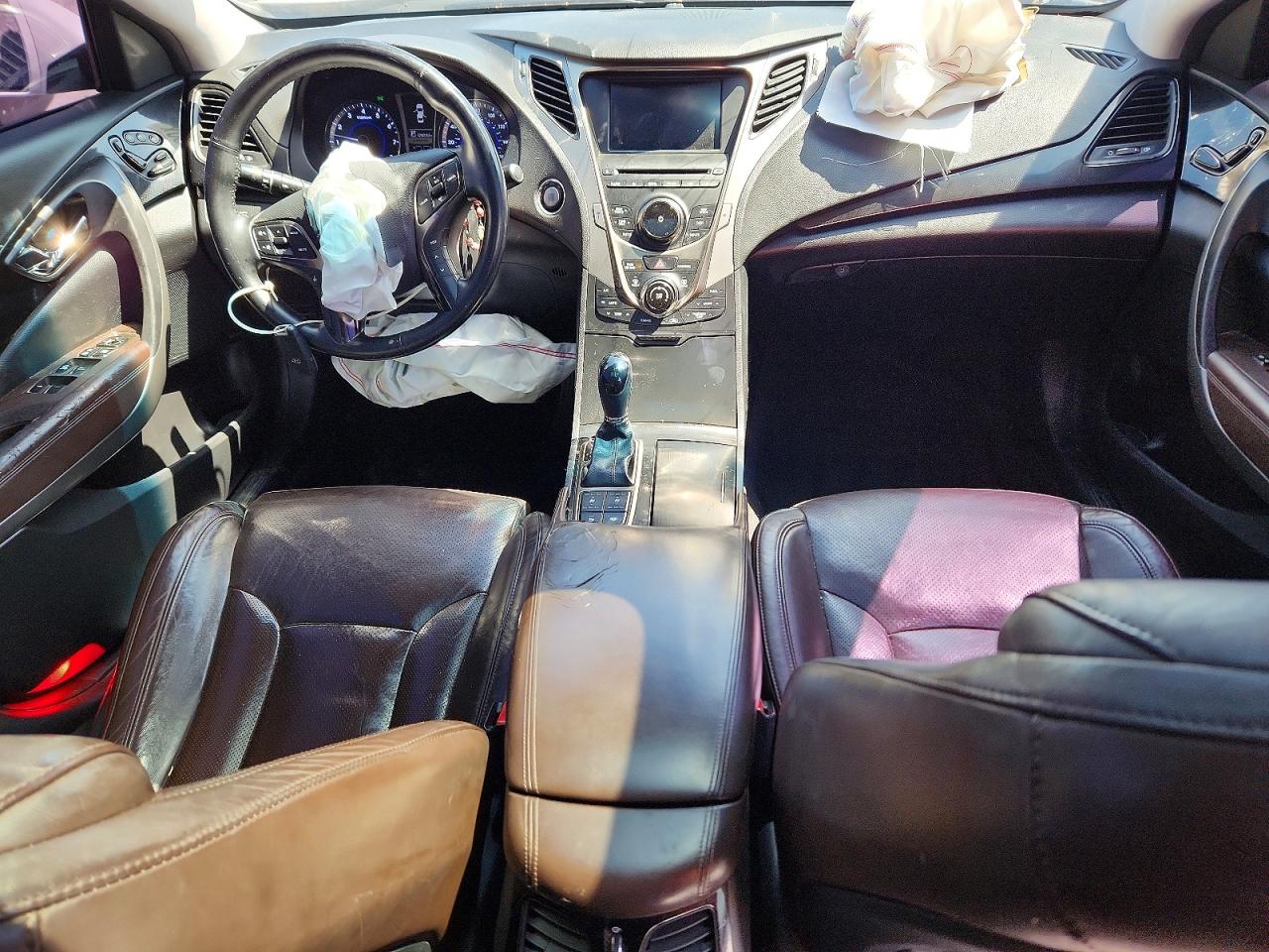 2012 Hyundai Azera Base White vin: KMHFH4JG8CA135324