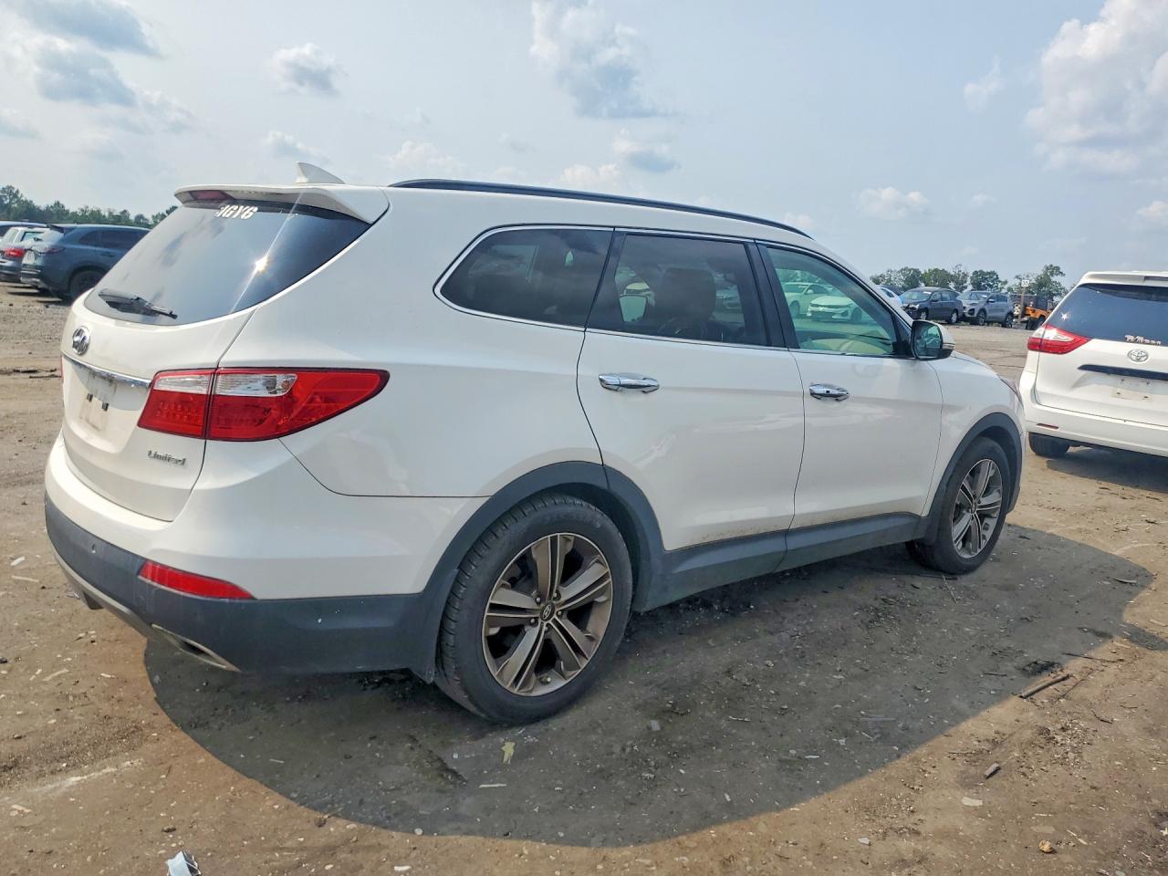2014 Hyundai Santa Fe Limited Белый vin: KM8SR4HF9EU072020