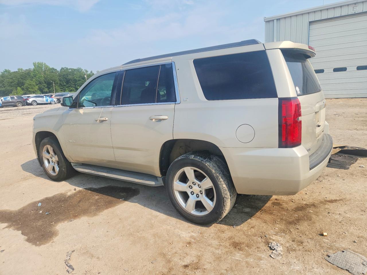 2015 Chevrolet Tahoe C1500 Lt Gold vin: 1GNSCBKC6FR211279