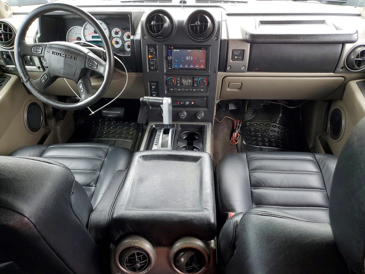 2003 Hummer H2 Black vin: 5GRGN23U83H118537