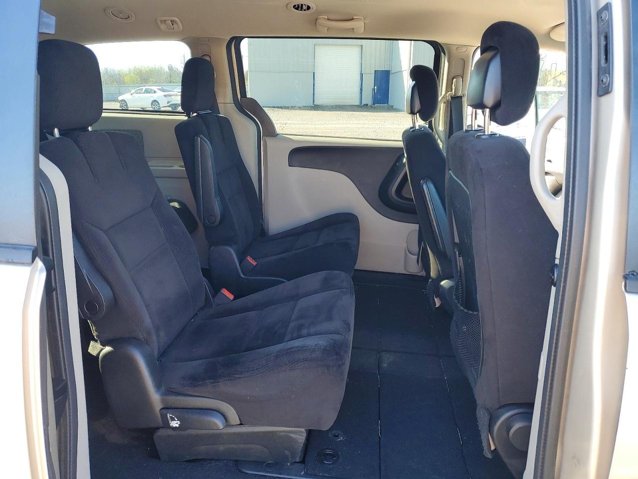 2014 Dodge Grand Caravan Sxt Beige vin: 2C4RDGCG3ER291569