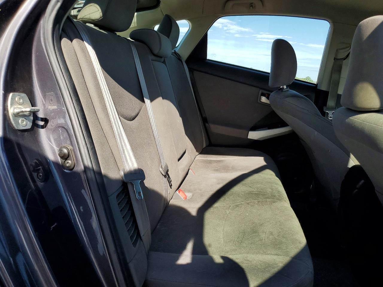 2013 Toyota Prius Two Gray vin: JTDKN3DU3D5574688
