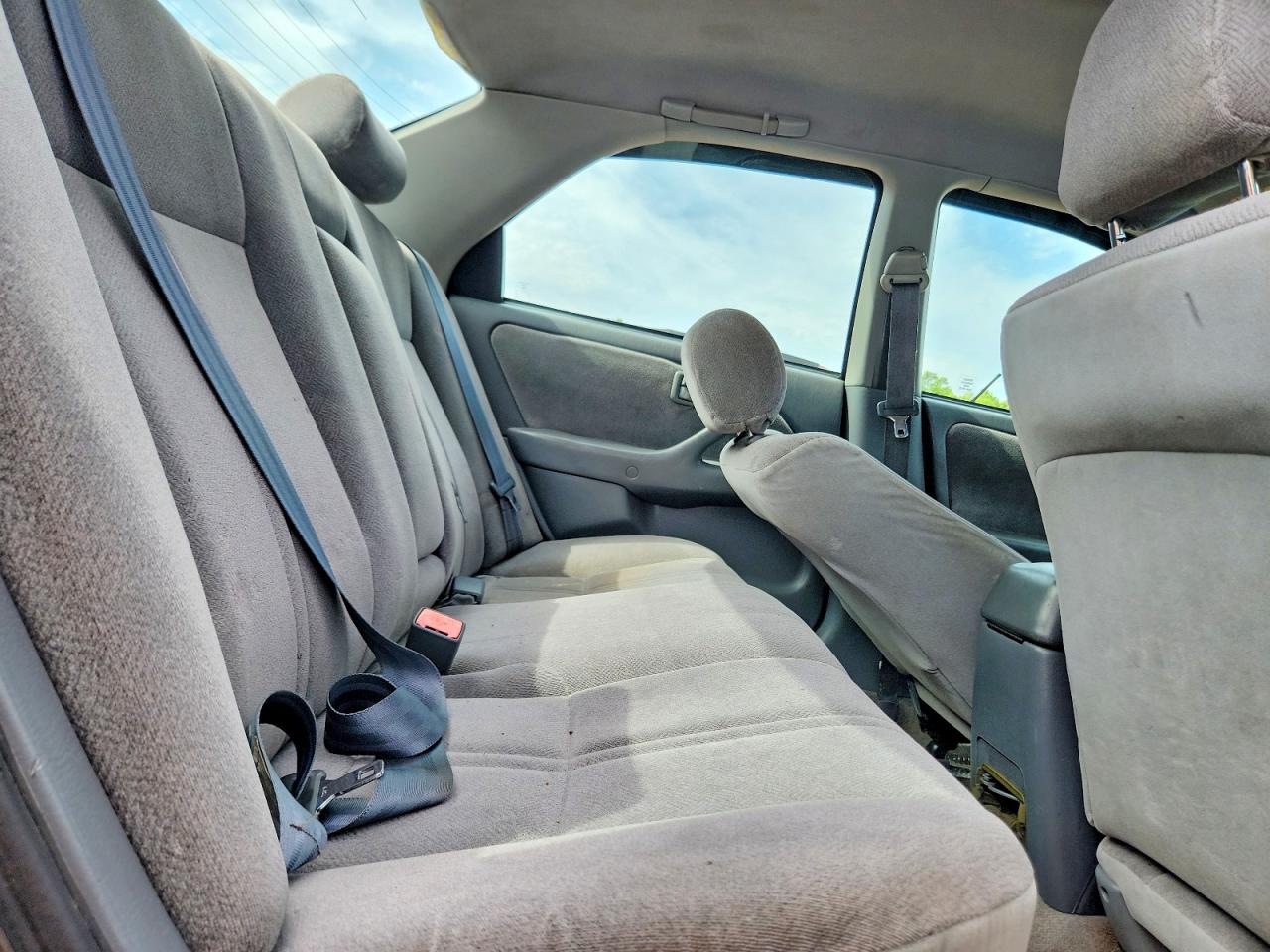2000 Toyota Camry Ce Gray vin: 4T1BG22K5YU986186
