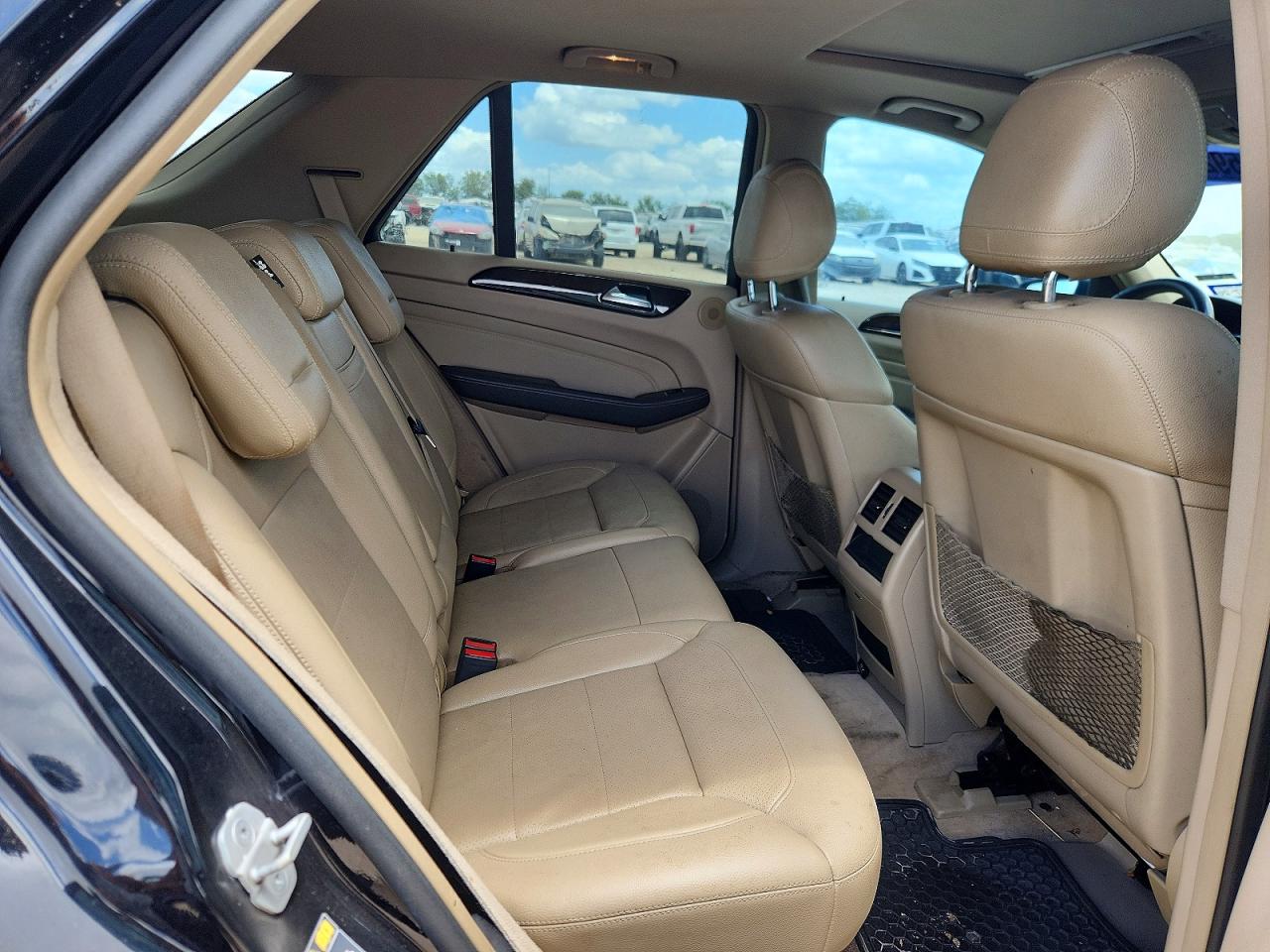 2015 Mercedes-benz Ml 250 Bluetec Black vin: 4JGDA0EB2FA540540