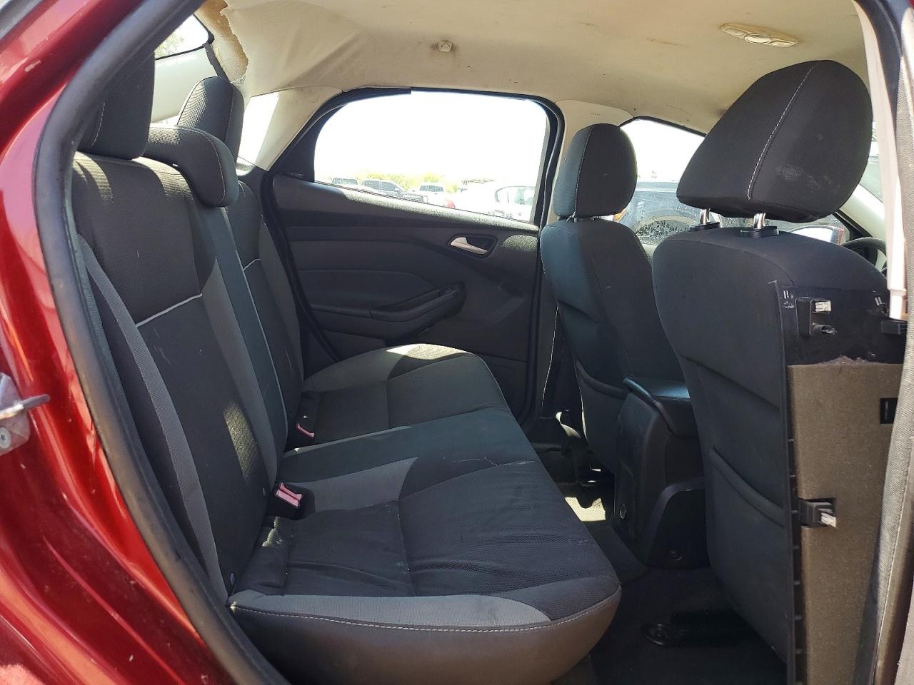2013 Ford Focus Se Maroon vin: 1FADP3F20DL315009