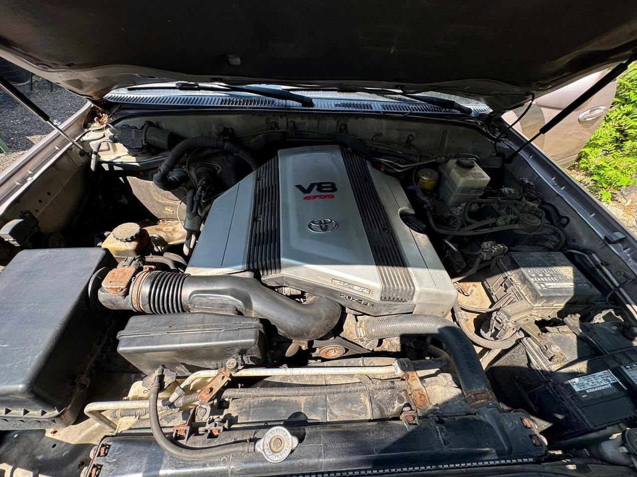1999 Toyota Land Cruiser Base Серый vin: JT3HT05J1X0067135