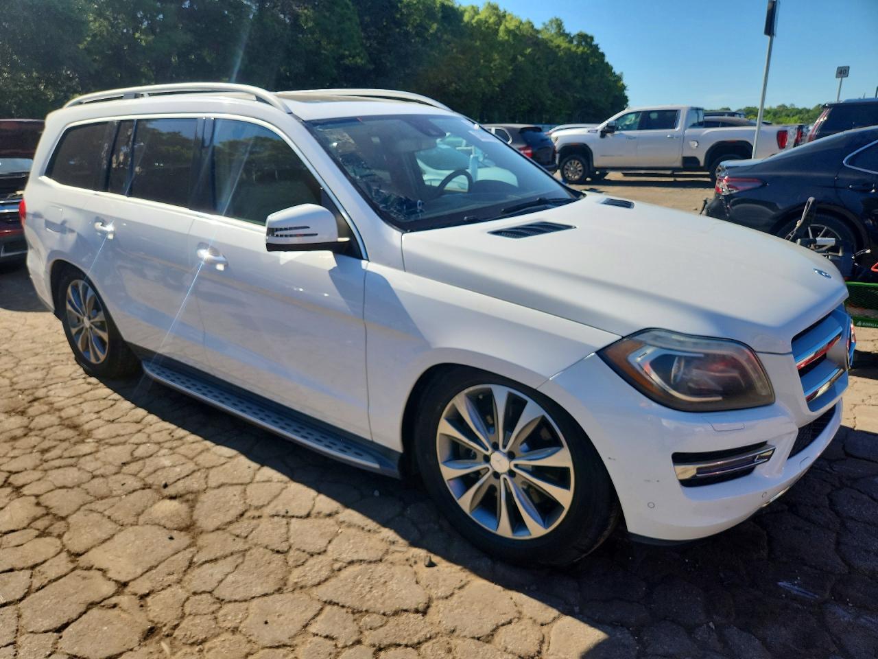2014 Mercedes-benz Gl 450 4matic Белый vin: 4JGDF7CE9EA287965