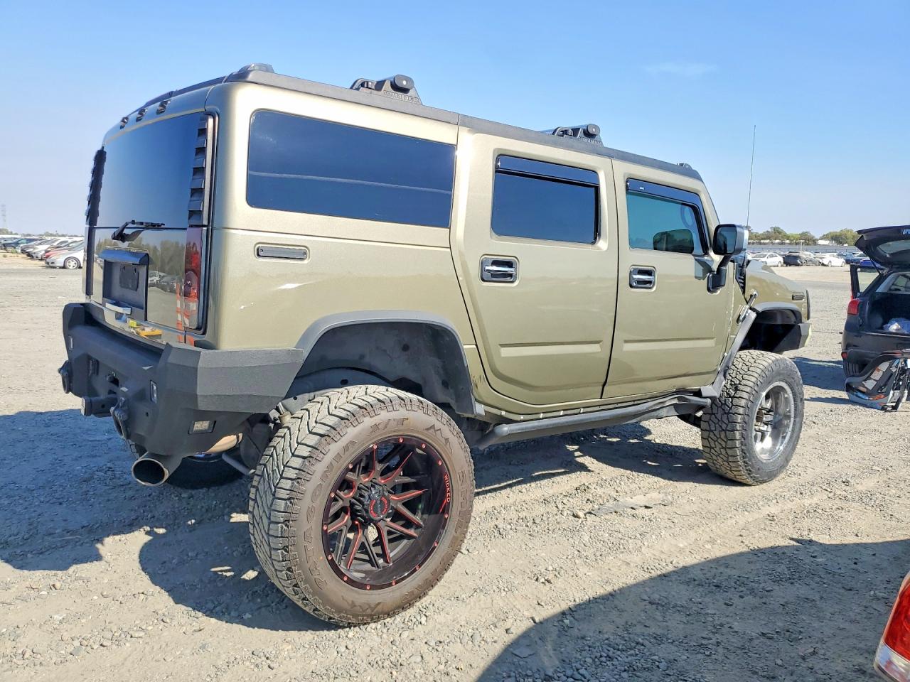 2005 Hummer H2 Tan vin: 5GRGN23U25H104734