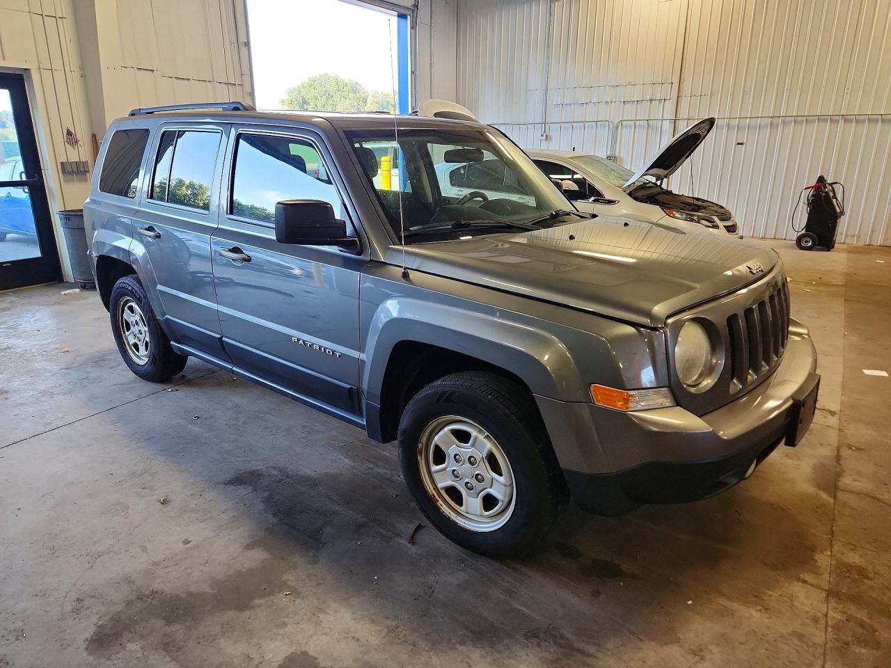 2012 Jeep Patriot Sport Gray vin: 1C4NJRBB7CD576512