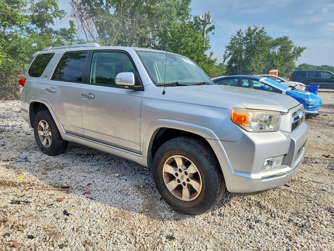 2011 Toyota 4runner Sr5 Silver vin: JTEBU5JR6B5069087
