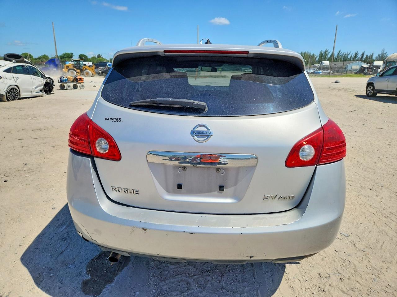 2013 Nissan Rogue S Серебряный vin: JN8AS5MV0DW138940