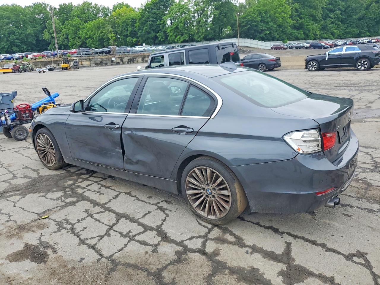 2013 Bmw 328 Xi Sulev Gray vin: WBA3B5C59DF138941