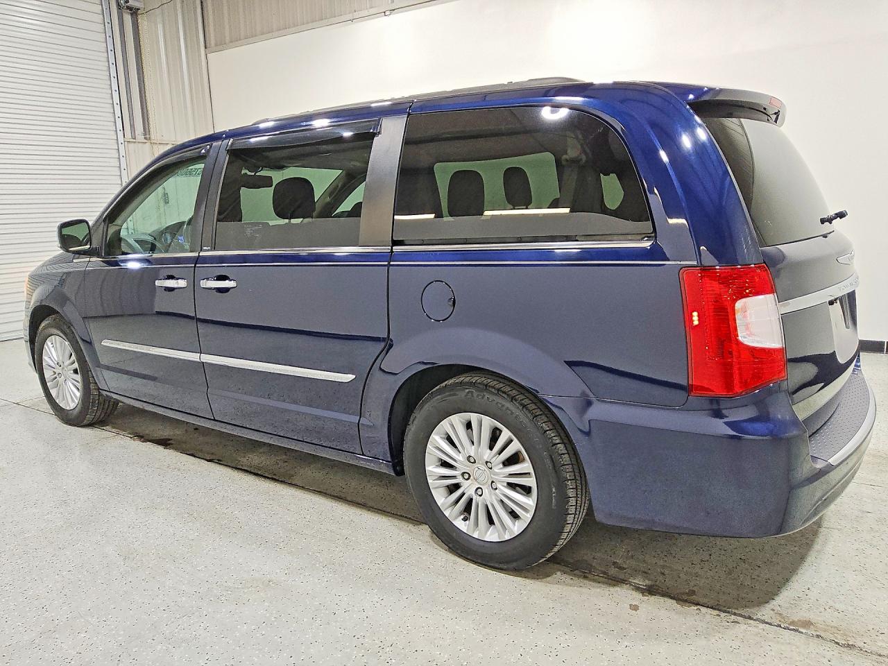 2013 Chrysler Town & Country Touring L Синий vin: 2C4RC1CG4DR681319