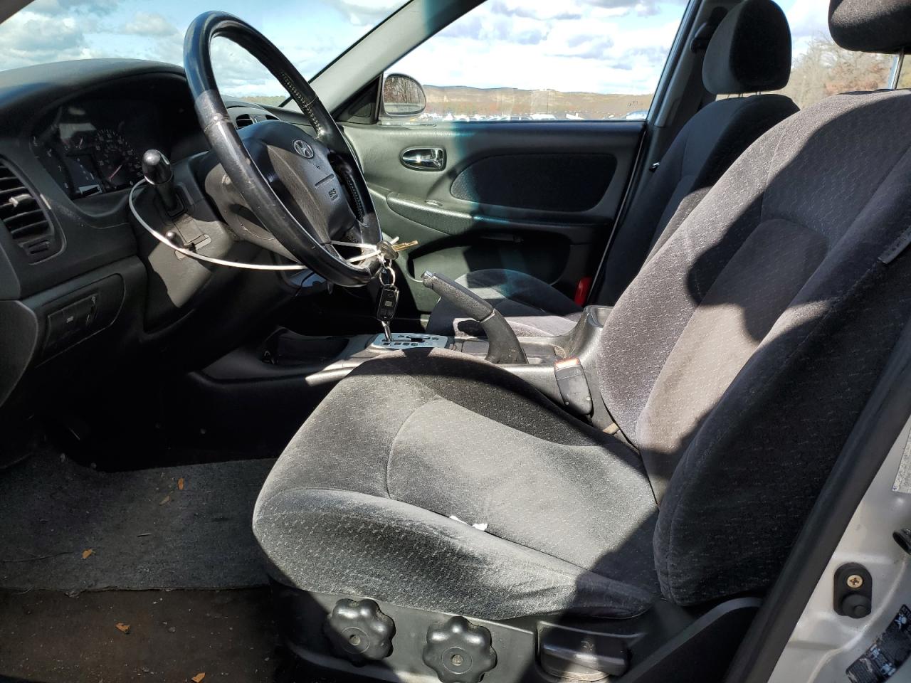2002 Hyundai Sonata Gl Silver vin: KMHWF25S72A679613
