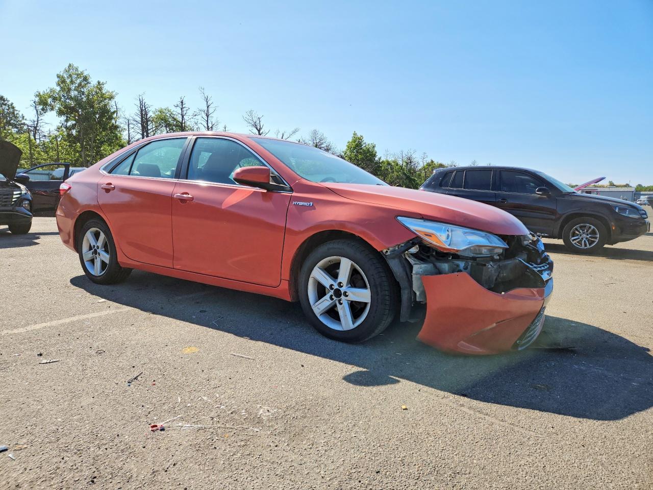 2015 Toyota Camry Hybrid Le Оранжевый vin: 4T1BD1FKXFU150710