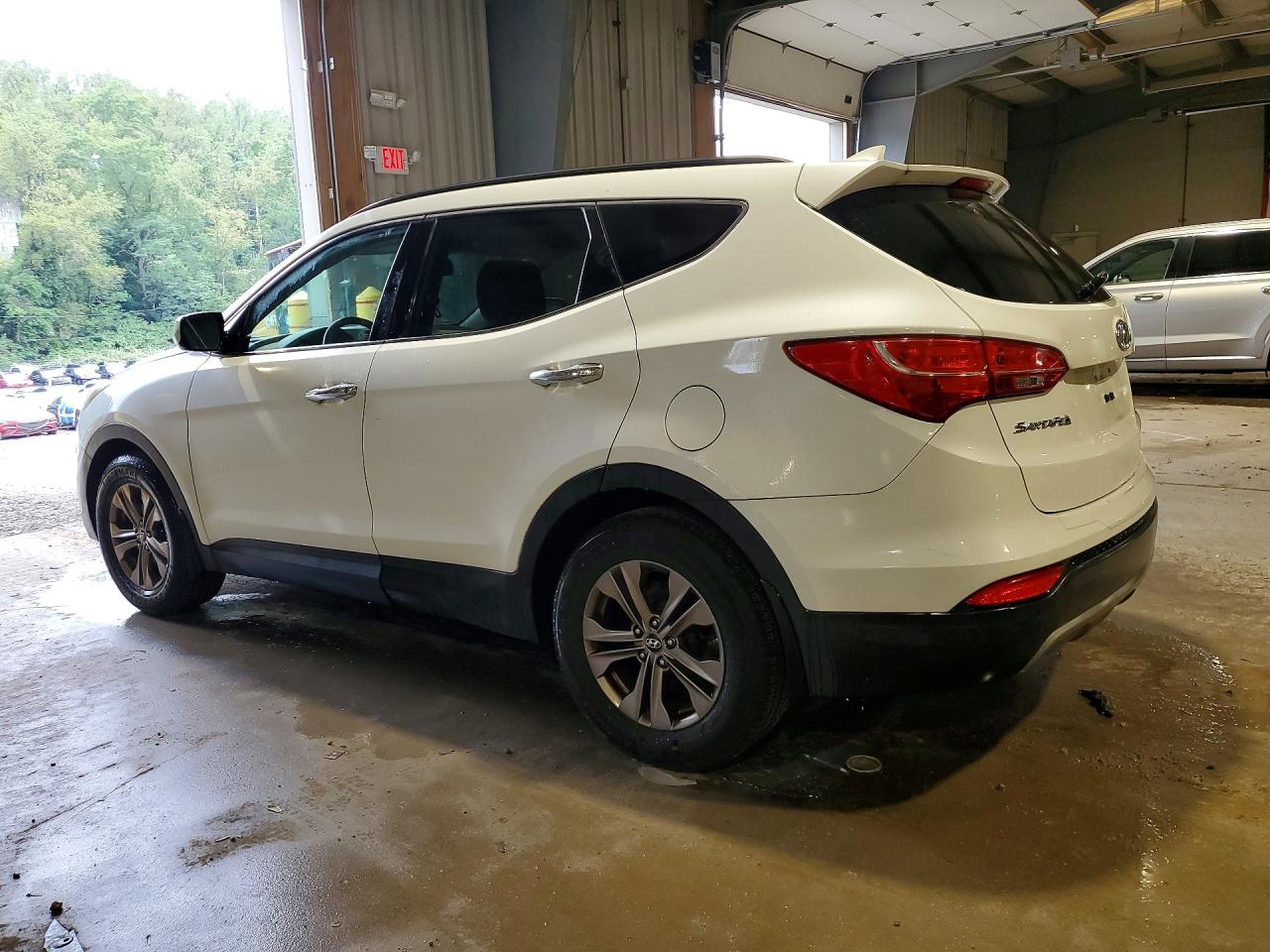 2013 Hyundai Santa Fe Sport 2.4l White vin: 5XYZUDLB2DG023540