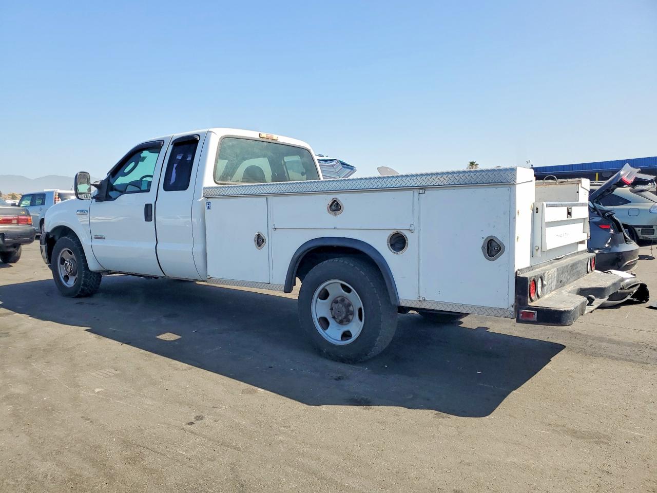 2007 Ford F350 Srw Super Duty Белый vin: 1FDWX34P17EB43031
