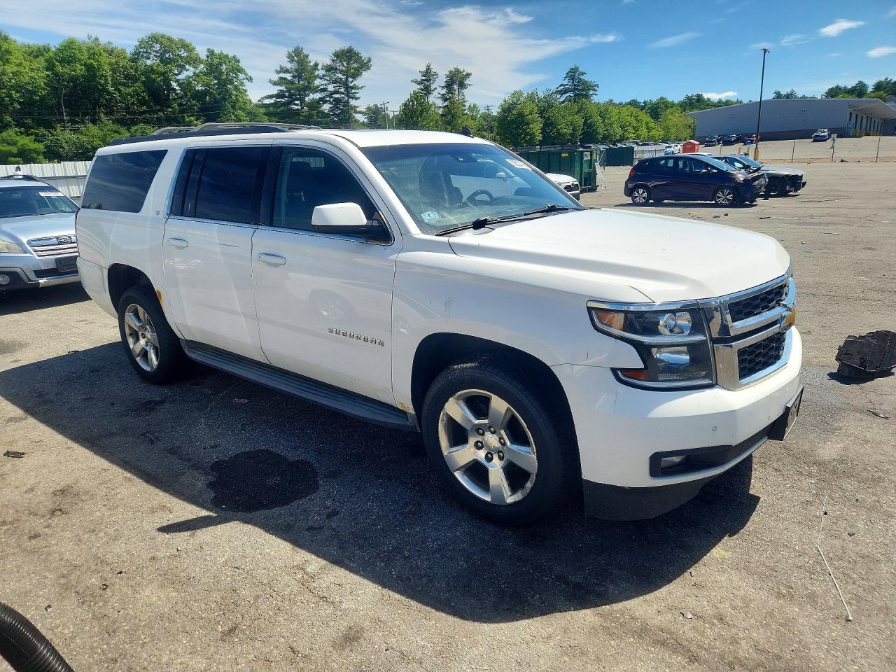 2015 Chevrolet Suburban K1500 Lt White vin: 1GNSKJKC1FR300402