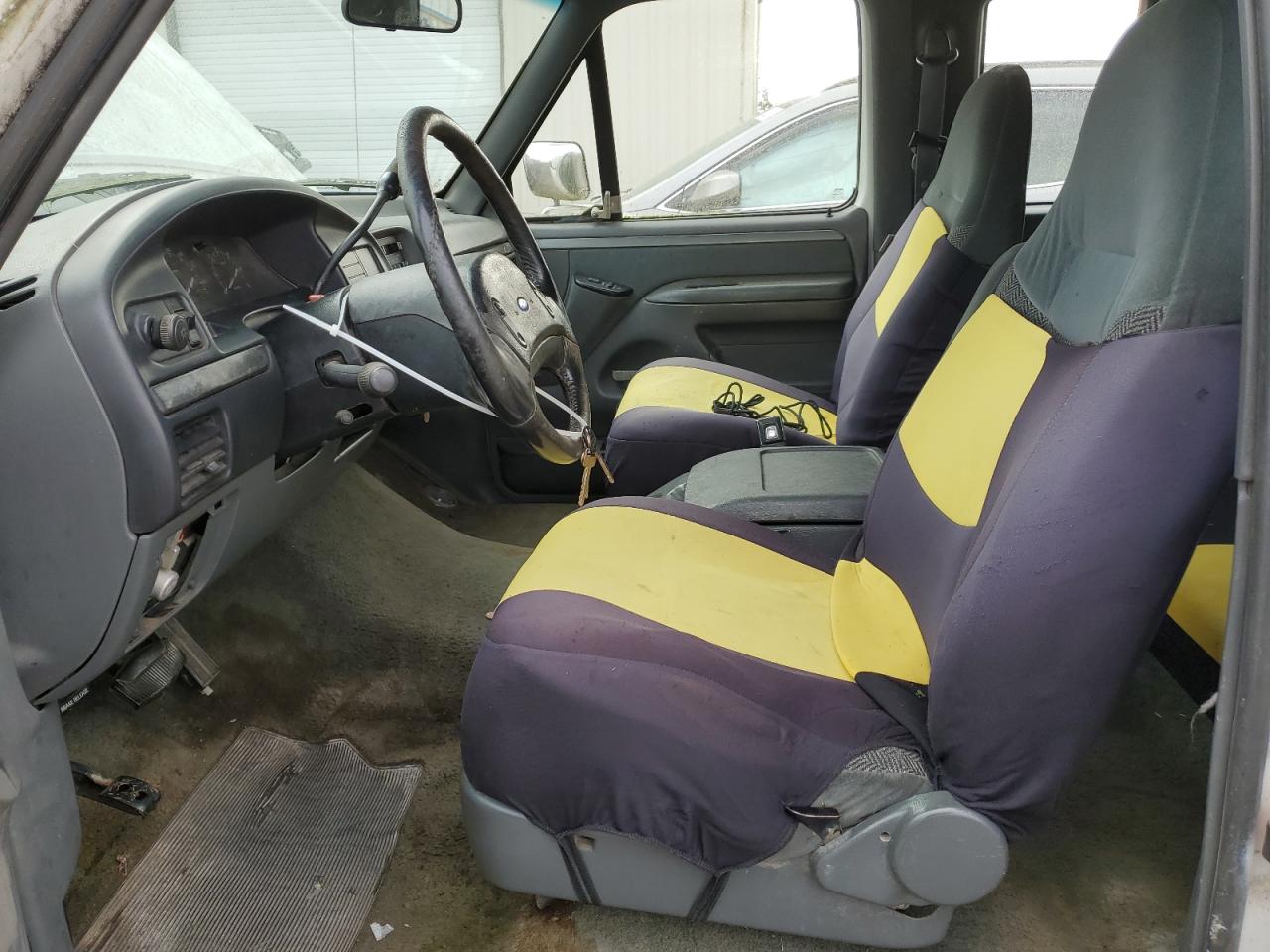 1993 Ford F250 White vin: 1FTHX25GXPKB86306