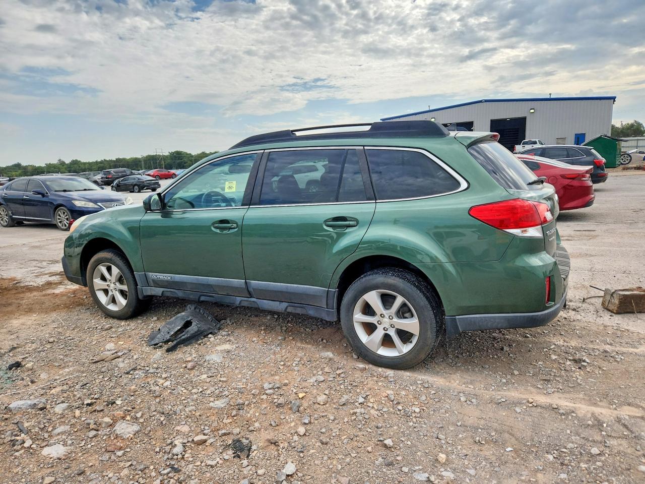 2013 Subaru Outback 3.6r Limited Green vin: 4S4BRDLCXD2246832