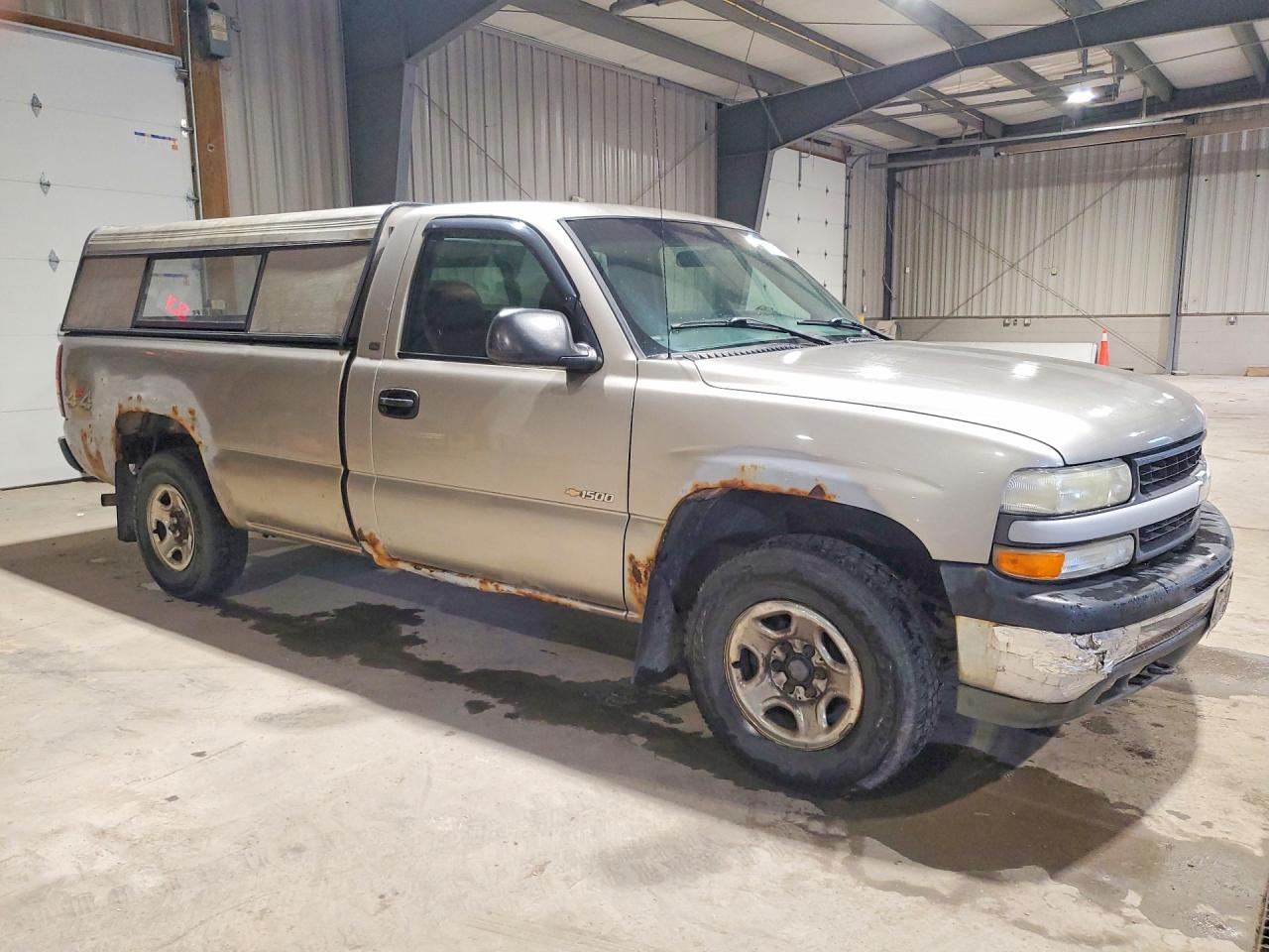 2002 Chevrolet Silverado K1500 Silver vin: 1GCEK14W82Z266188