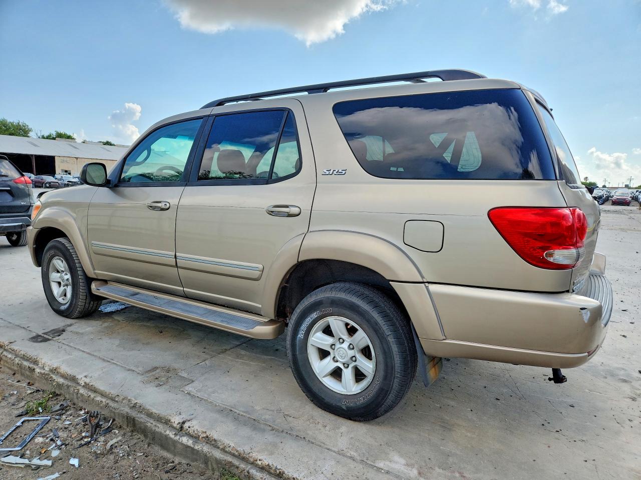 2007 Toyota Sequoia Sr5 Beige vin: 5TDBT44A47S290647