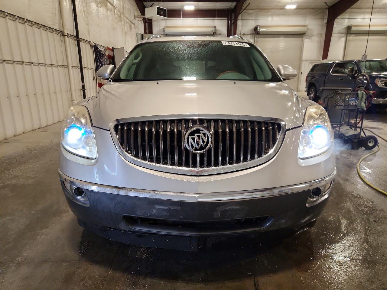 2008 Buick Enclave Cx Silver vin: 5GAEV13708J205671