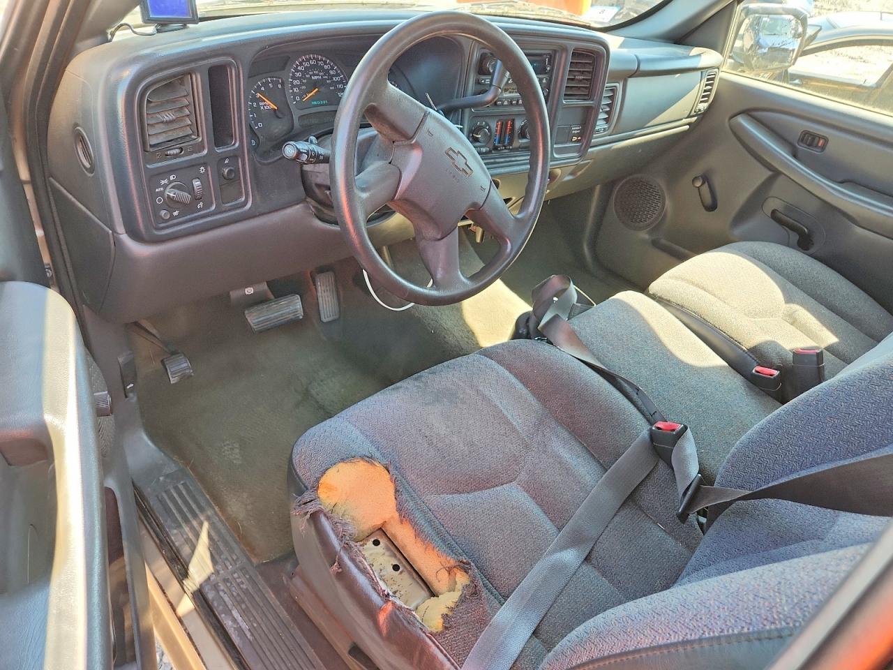 2004 Chevrolet Silverado C2500 Heavy Duty Brown vin: 1GCHC24U84E229179