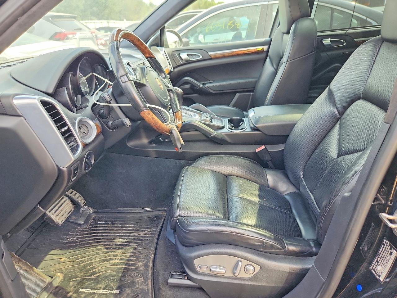 2014 Porsche Cayenne Gts Black vin: WP1AD2A23ELA73470