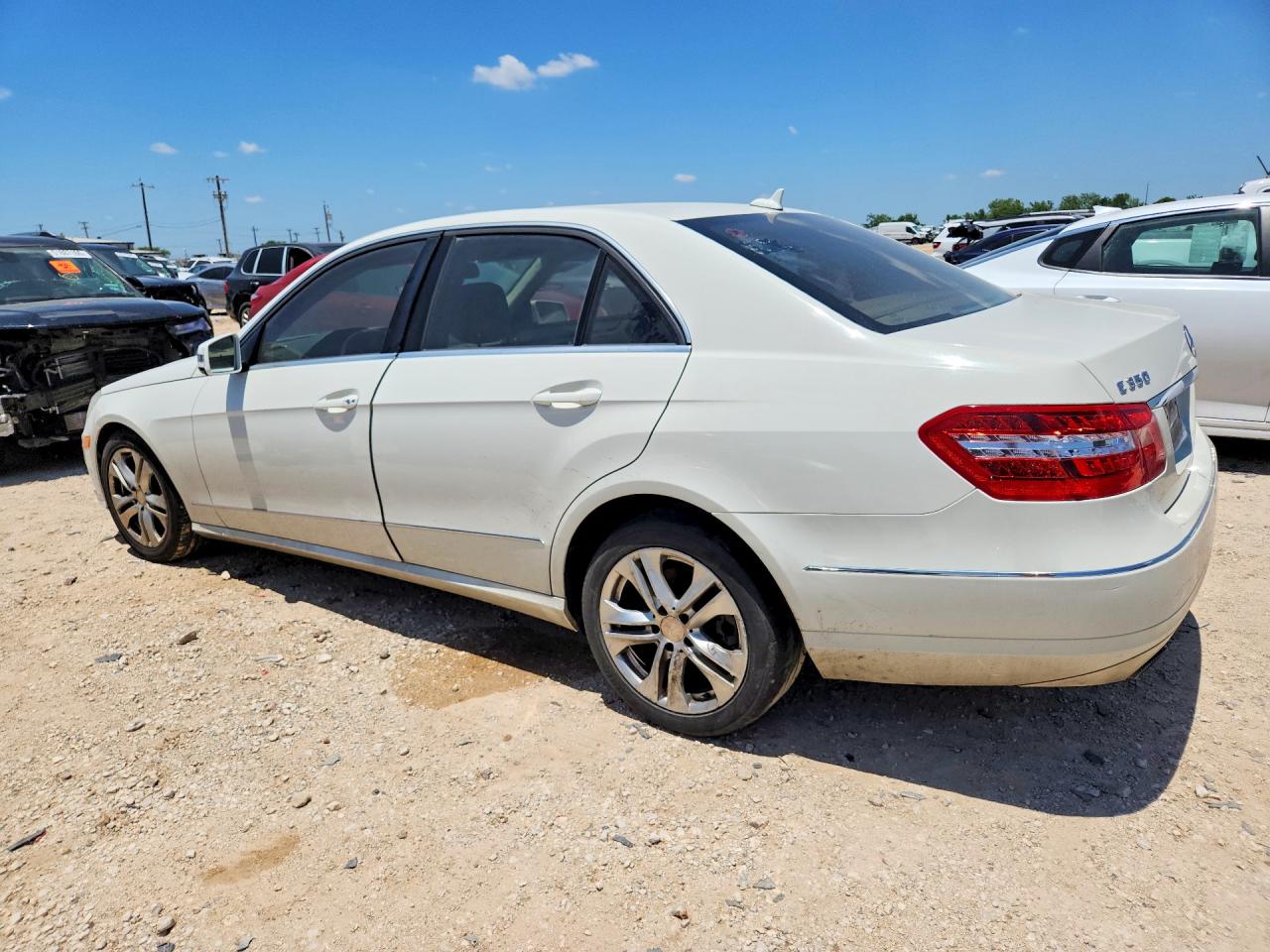 2010 Mercedes-benz E 350 Белый vin: WDDHF5GB6AA221027