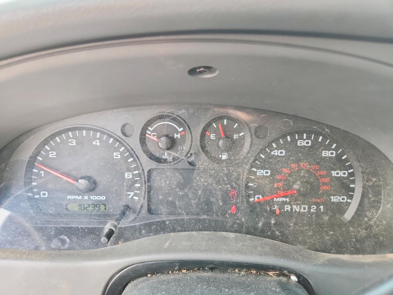 2011 Ford Ranger White vin: 1FTKR1AD5BPA80427