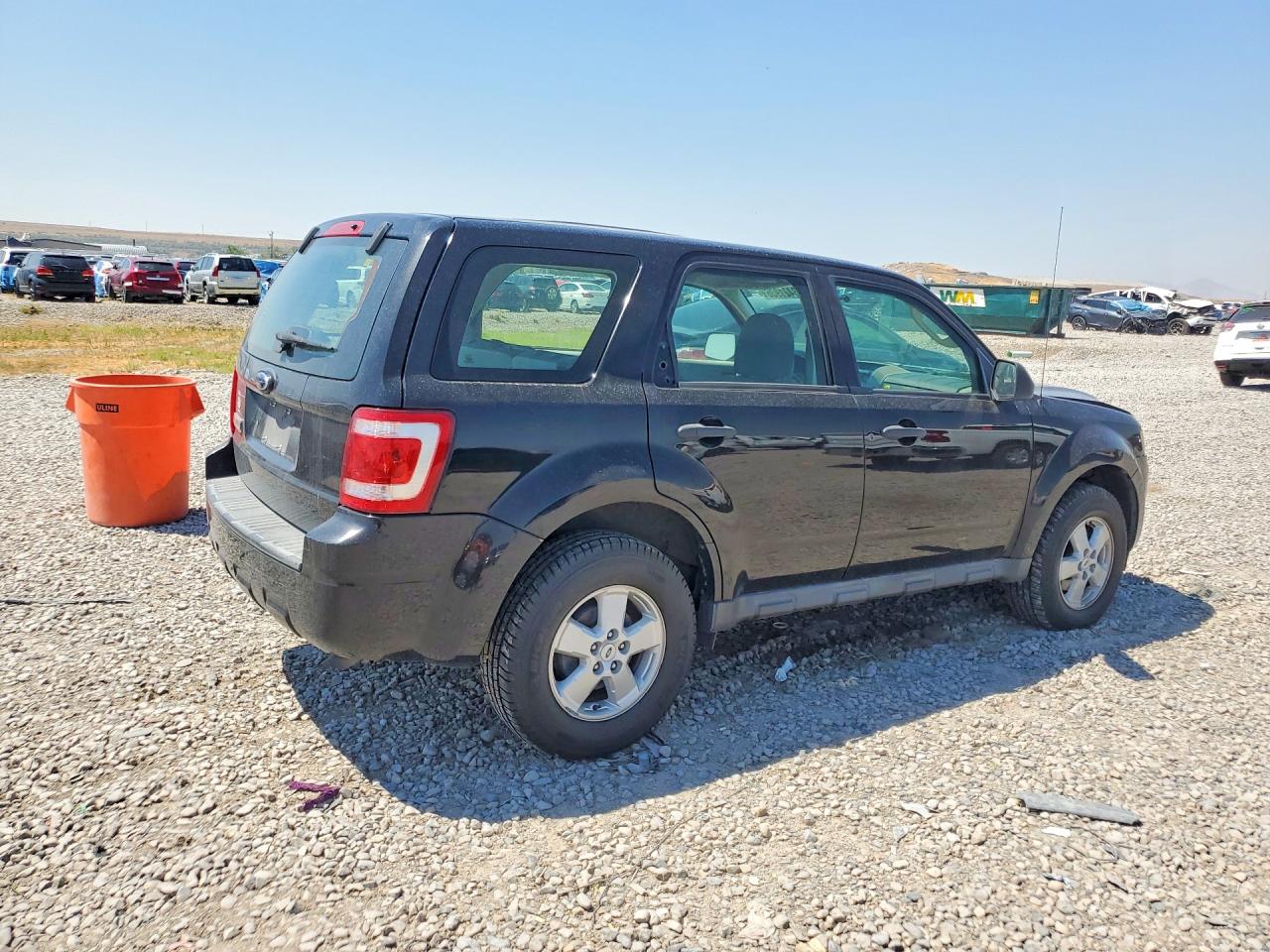 2009 Ford Escape Xls Black vin: 1FMCU02719KA22775