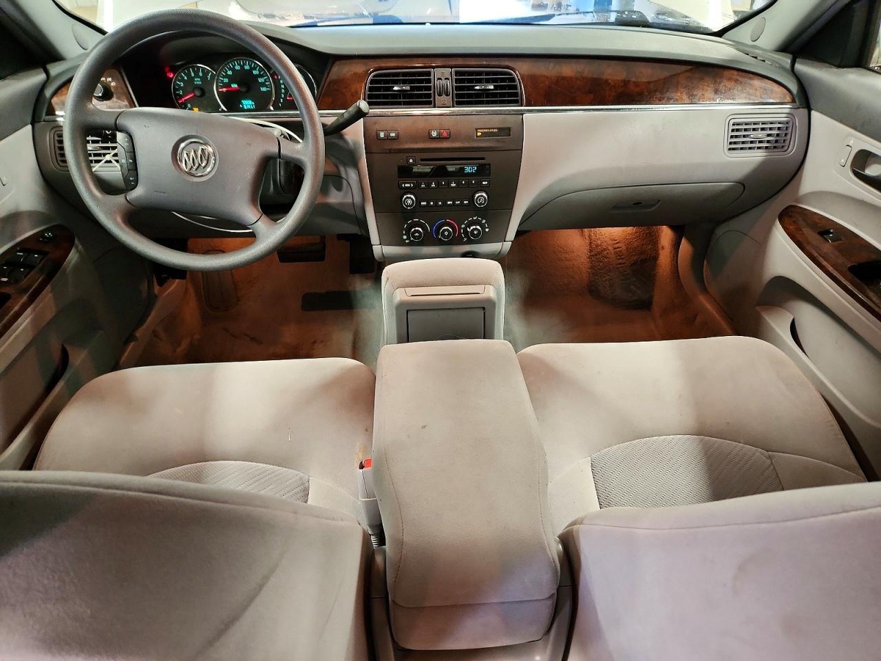 2007 Buick Lacrosse Cx Silver vin: 2G4WC582671249577