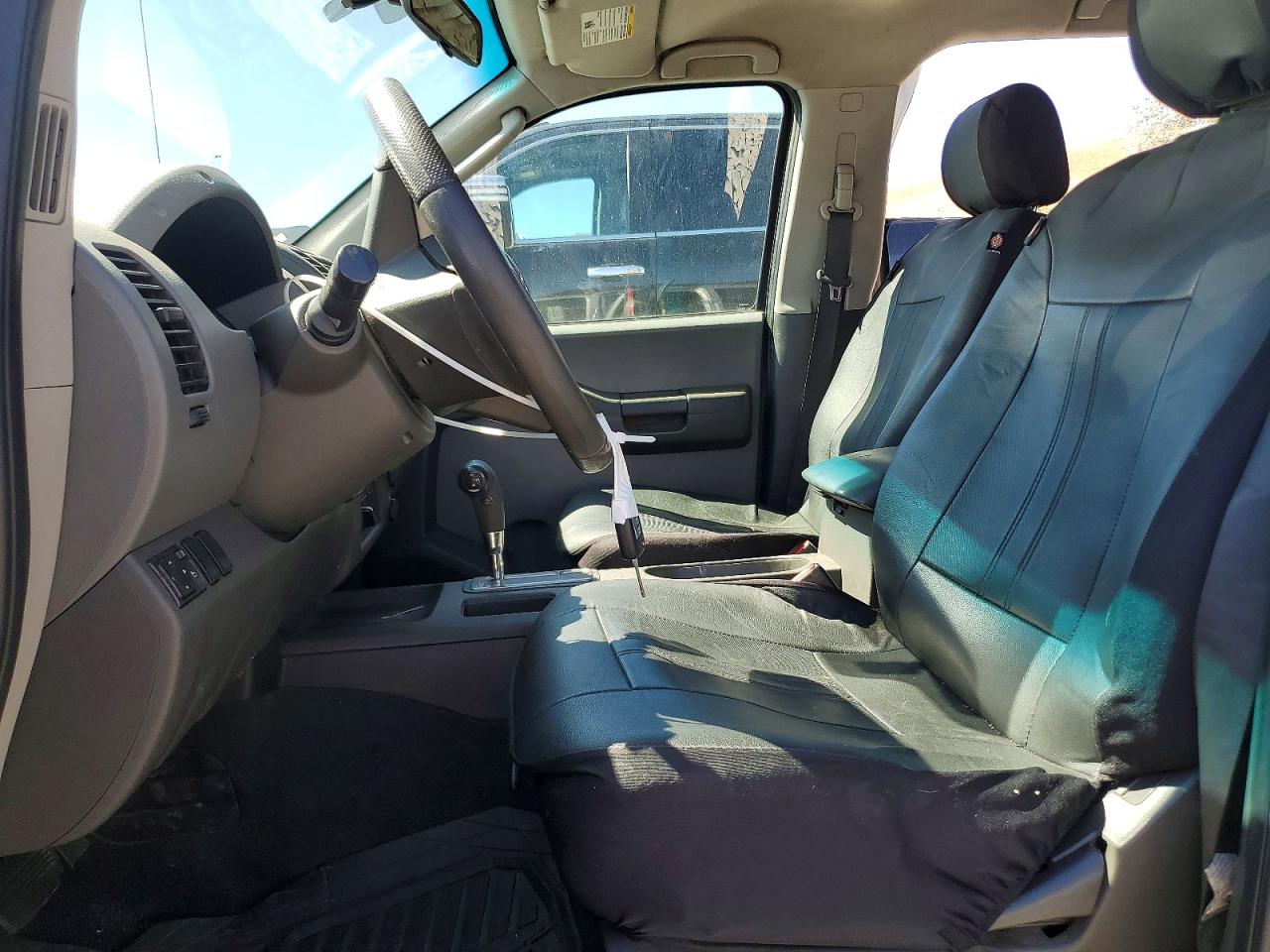 2006 Nissan Xterra X Silver vin: 5N1AN08W66C548294