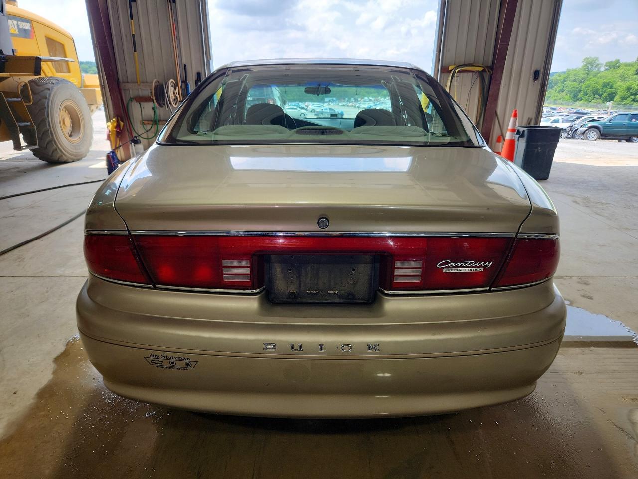 2002 Buick Century Custom Beige vin: 2G4WS52JX21199083