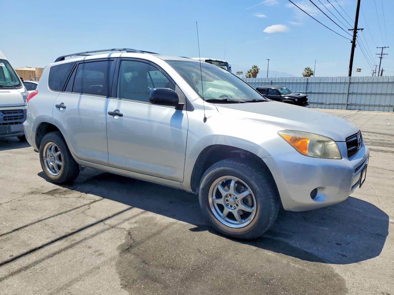 2007 Toyota Rav4 Base Silver vin: JTMZD33V275038587