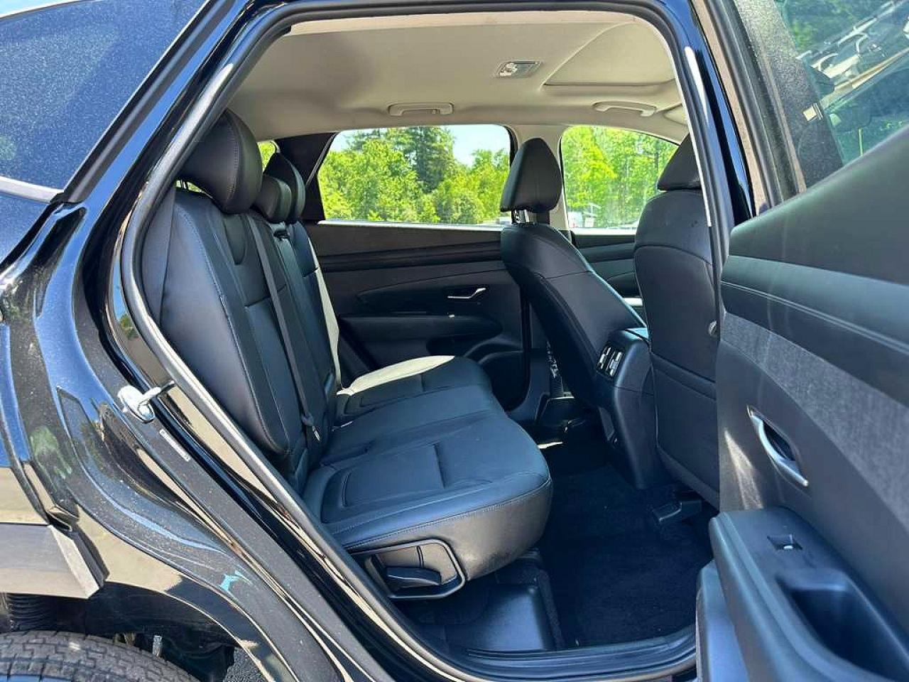 2026 Hyundai Tucson Sel Premium Black vin: 5NMJCCDE6TH637434