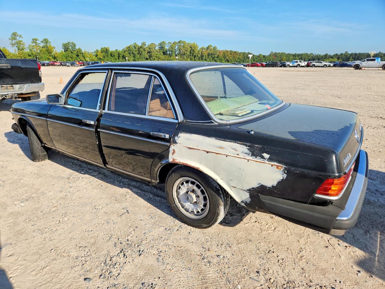 1981 Mercedes-benz 300 D Black vin: WDBAB30A1BB240835