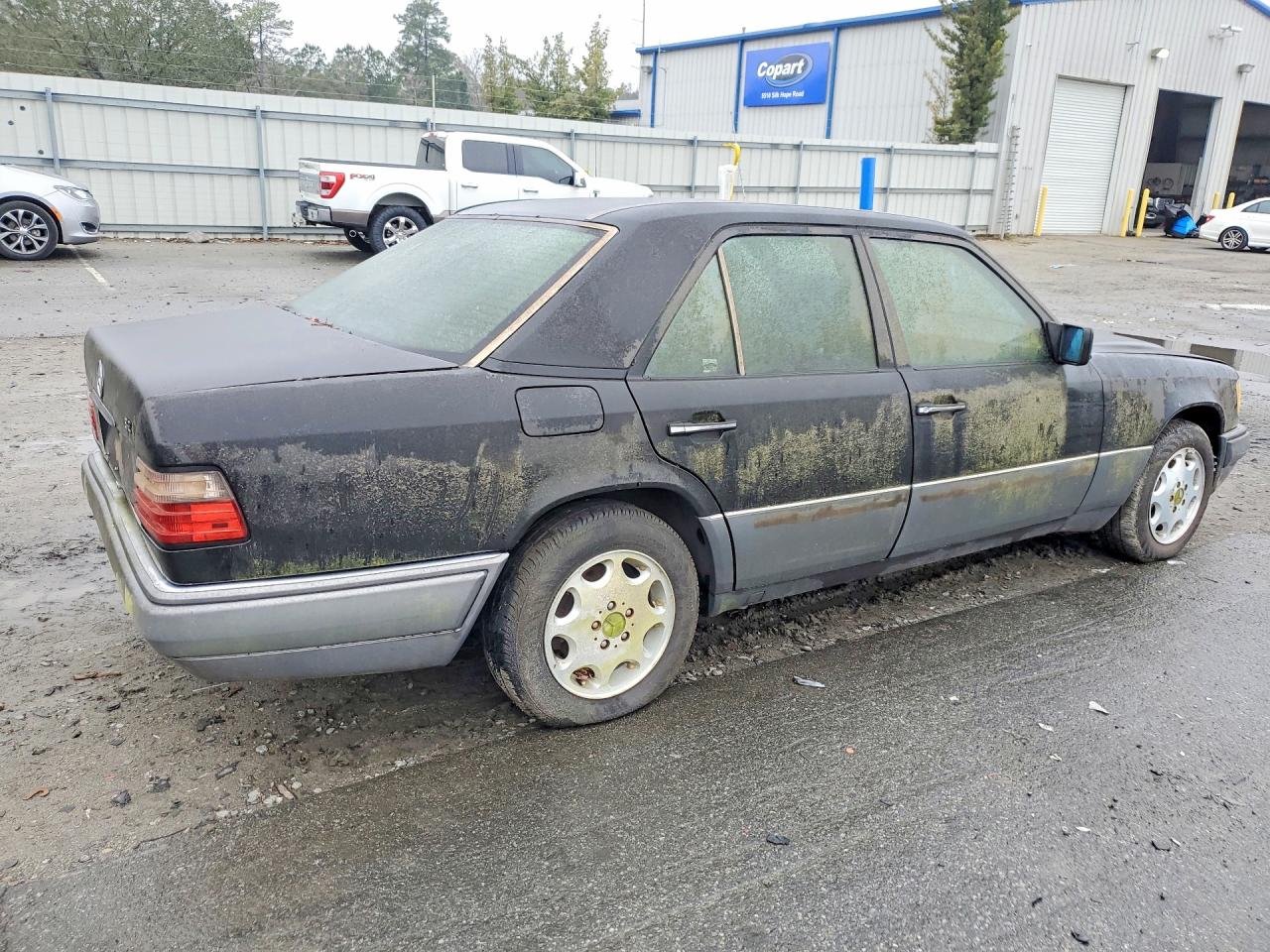 1995 Mercedes-benz E 320 Base Black vin: WDBEA32E7SC271828