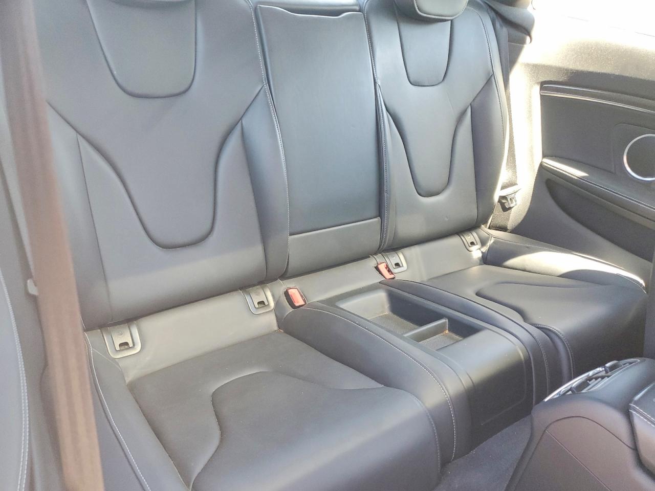 2013 Audi S5 Prestige Silver vin: WAUVGAFR1DA006481