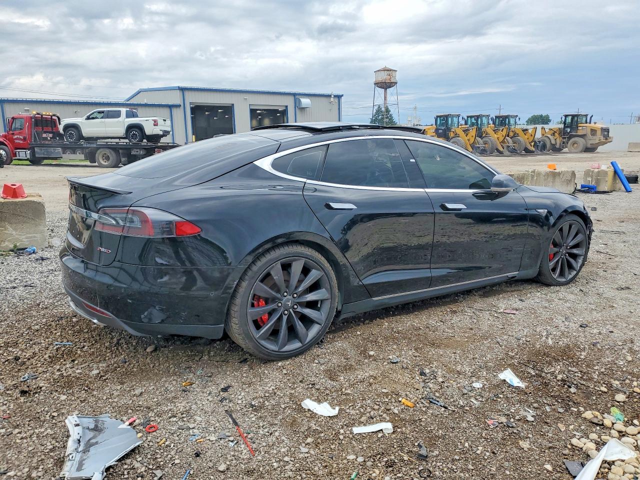 2014 Tesla Model S Black vin: 5YJSA1H20EFP66661