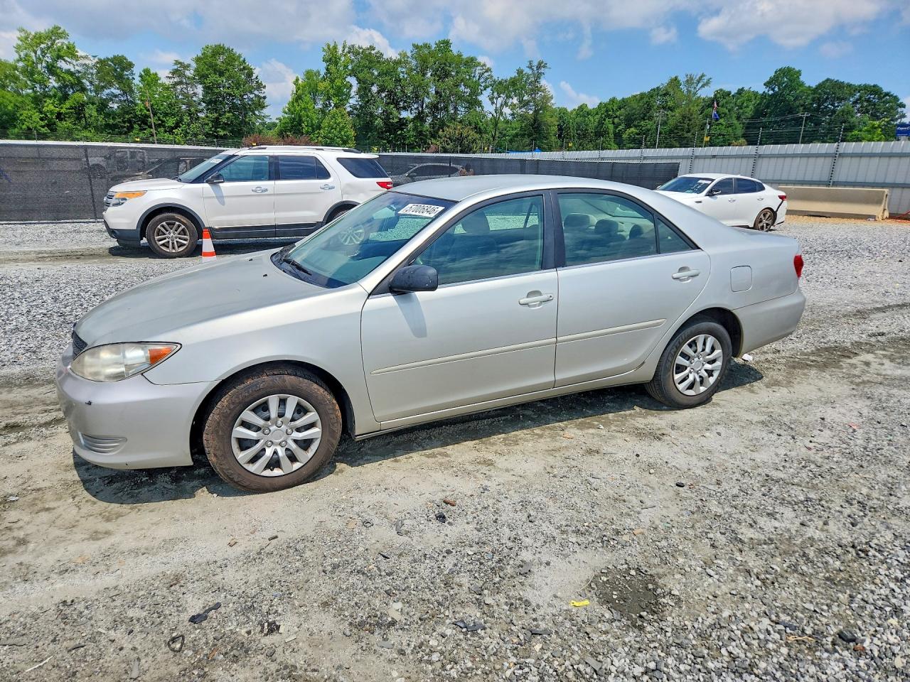 2005 Toyota Camry Standard Silver vin: 4T1BE32K85U568129