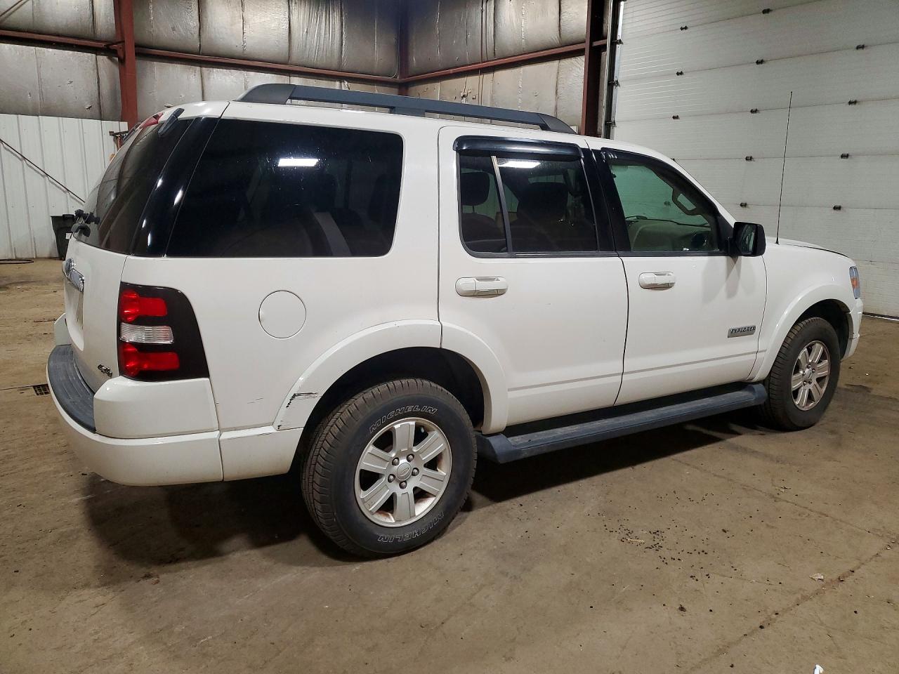2008 Ford Explorer Xlt White vin: 1FMEU73E48UA93051