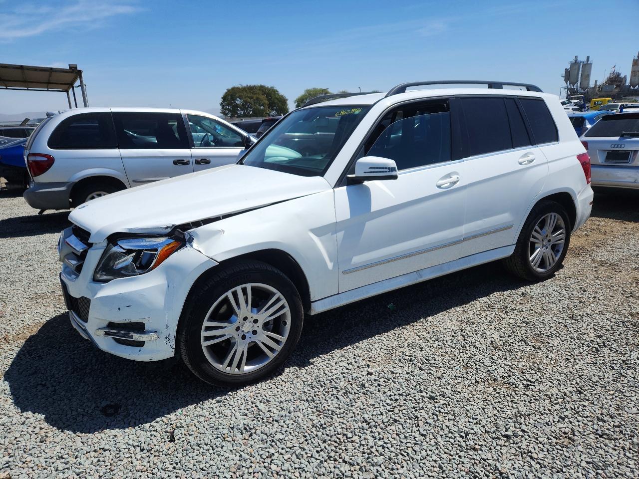 2013 Mercedes-benz Glk 350 White vin: WDCGG5HB8DF979325