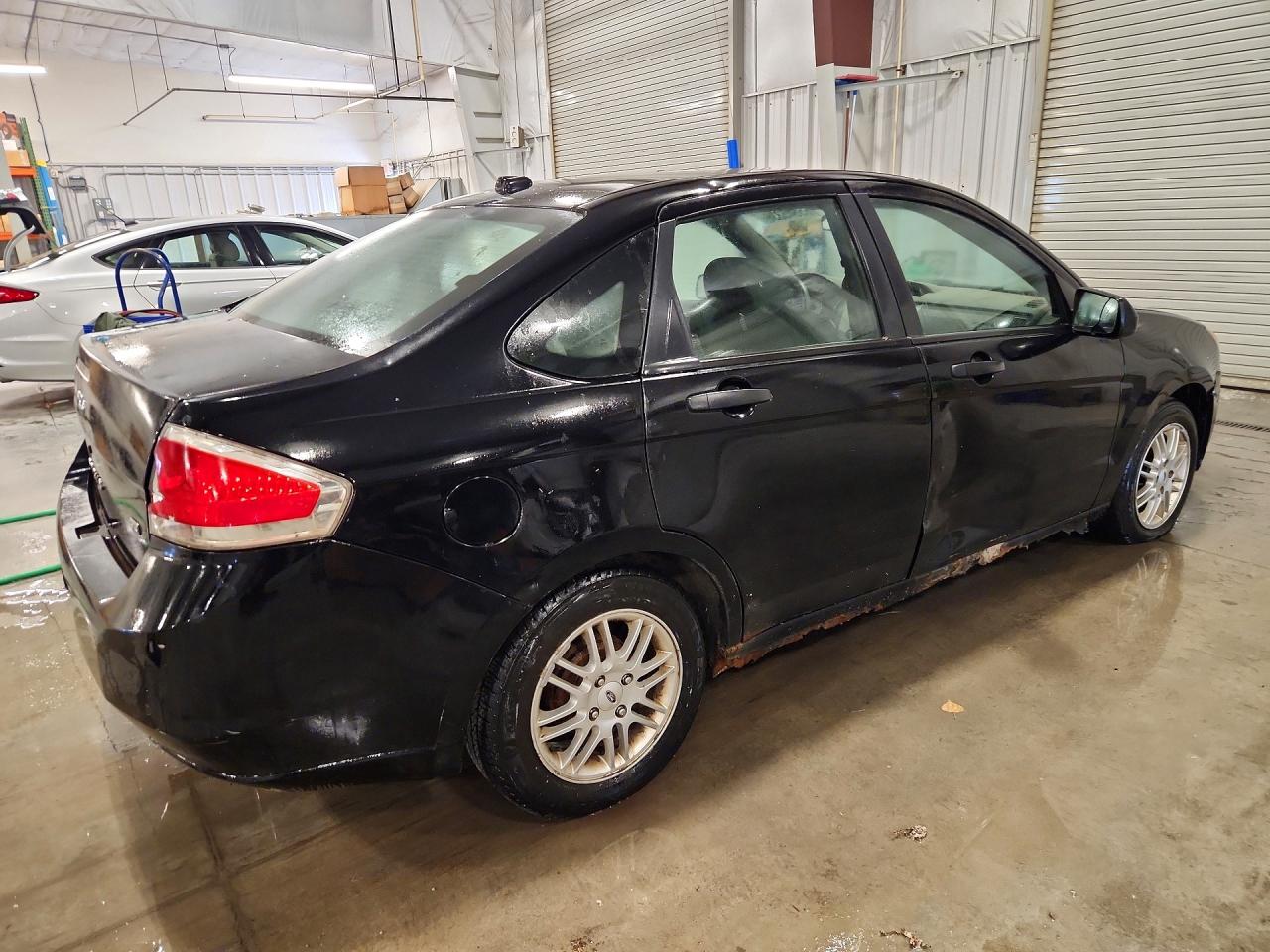 2009 Ford Focus Se Black vin: 1FAHP35N49W200562