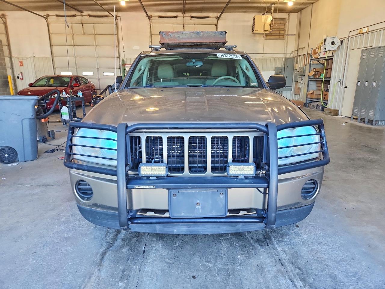 2006 Jeep Grand Cherokee Laredo Tan vin: 1J4GR48K56C289492