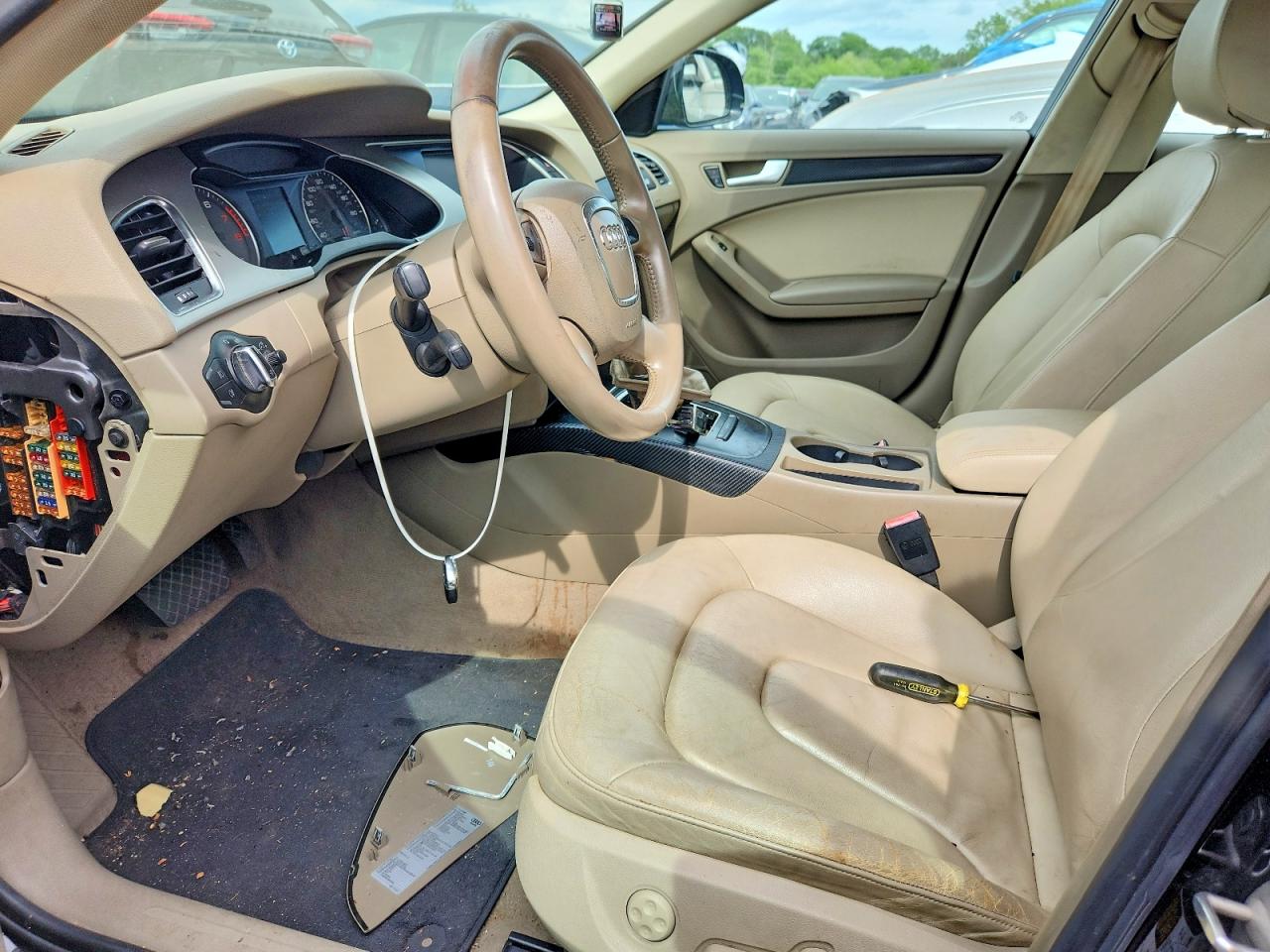 2009 Audi A4 Premium Plus Черный vin: WAUSF78K09N054904