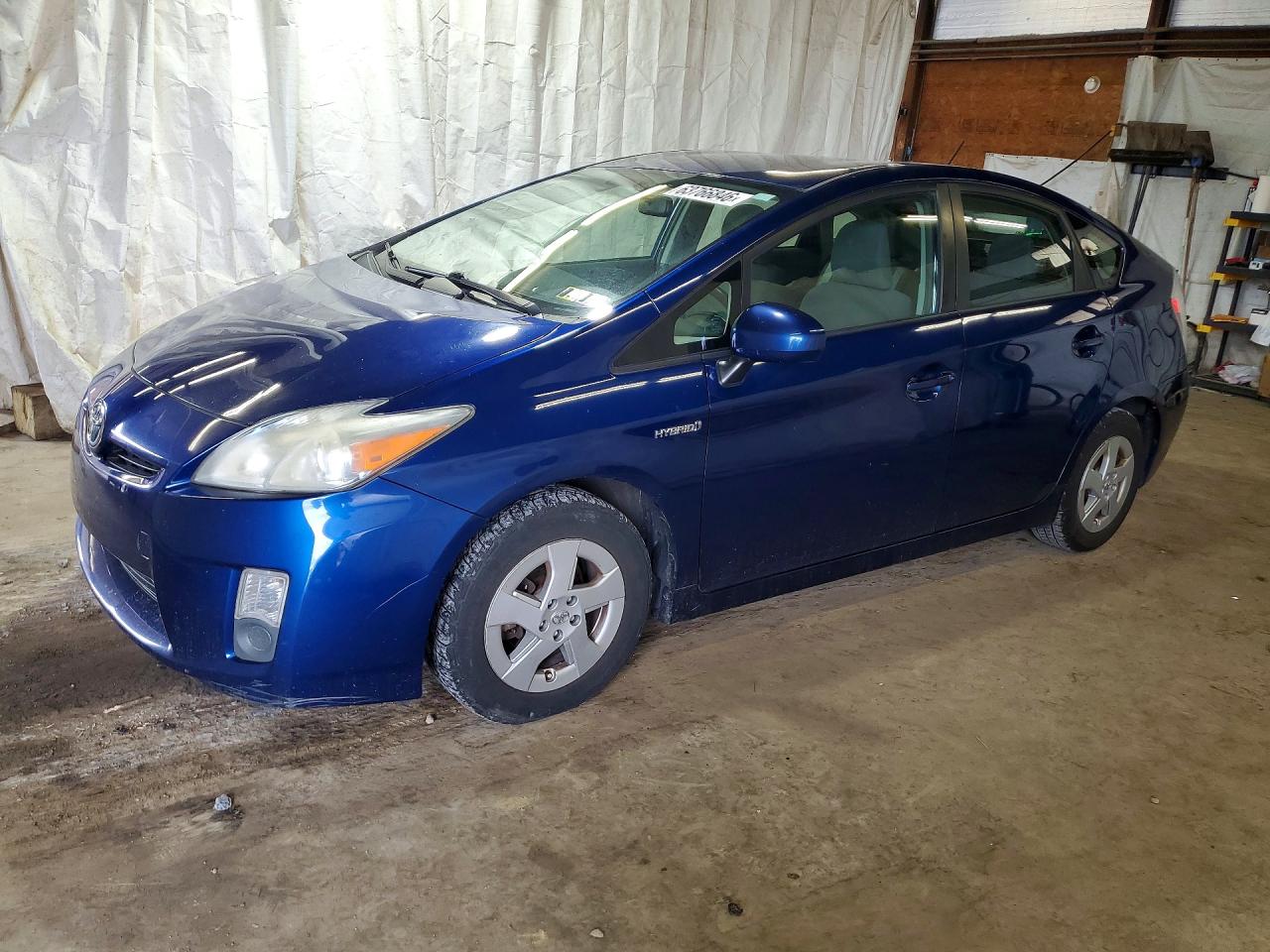 2011 Toyota Prius Three Blue vin: JTDKN3DU0B0312430