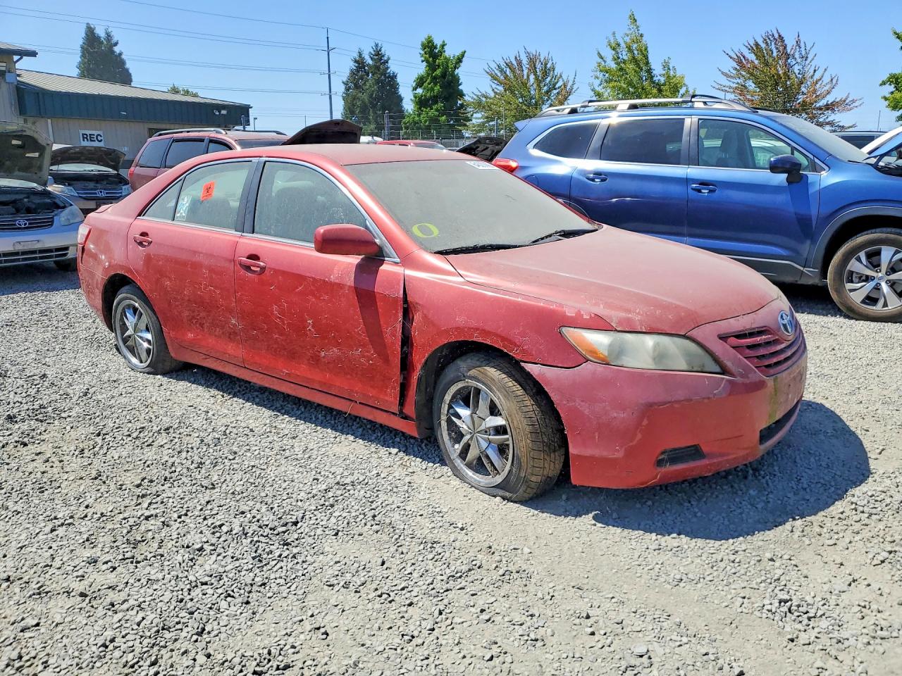 2007 Toyota Camry Le Red vin: 4T1BE46K37U139354